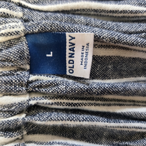 Old Navy Romper Size L striped wht/blk, great condition - Picture 3 of 6